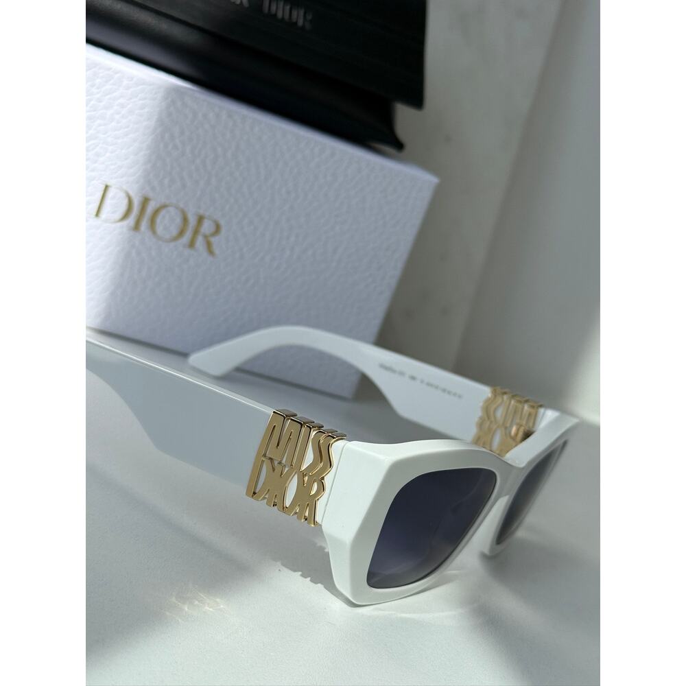 NEW Dior MissDior S1I Cat Eye Sunglasses in White - Picture 5 of 9